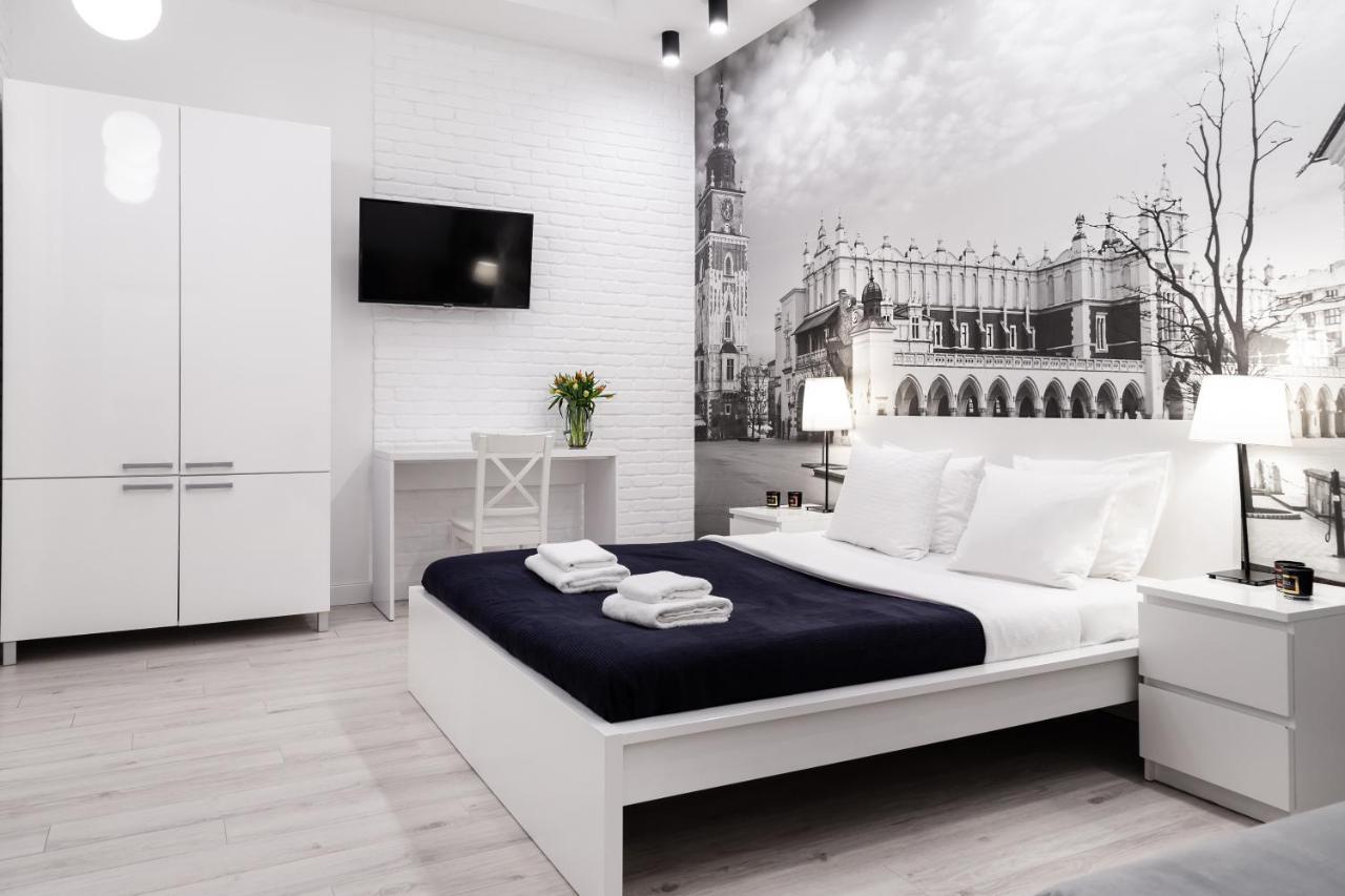Househost Apartment: Bonerowska 5/11 Krakow Bagian luar foto